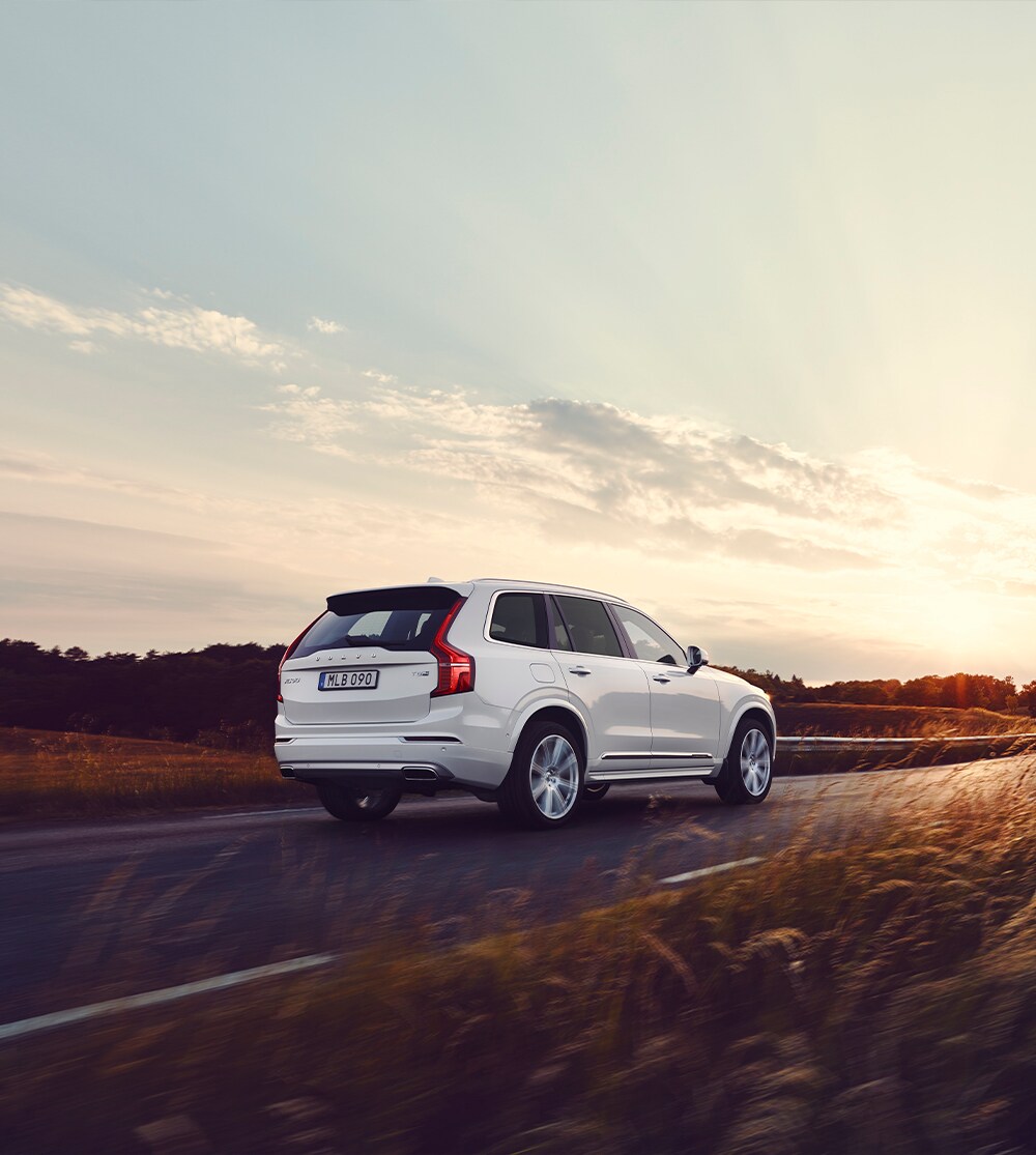 2018 VOLVO XC90