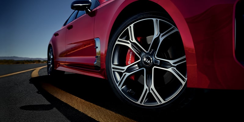 kia-stinger-exterior-wheel-min.jpg