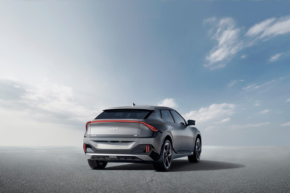 2022-KIA-EV6-GT-SUV-L03.png 2022 KIA EV6