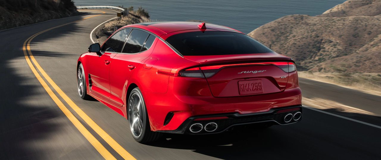 2022 Kia Stinger geometric rear design details