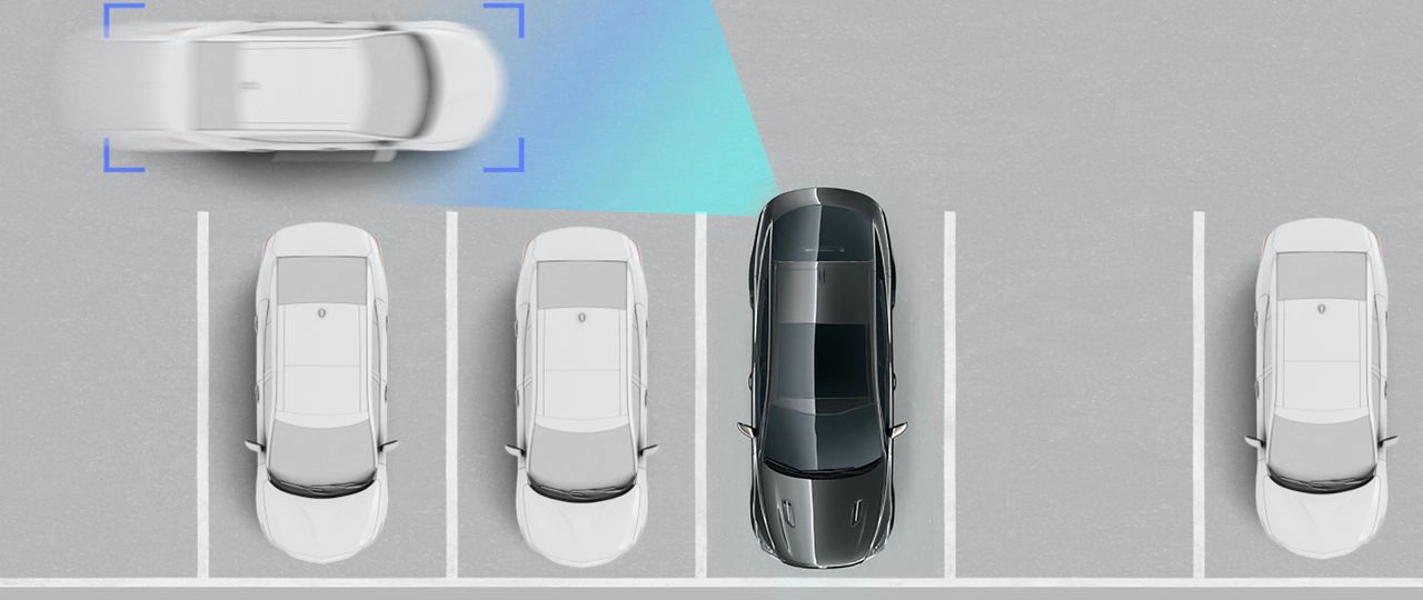 2022 Kia Stinger with rear cross traffic collision avoidance assist (RCCA)