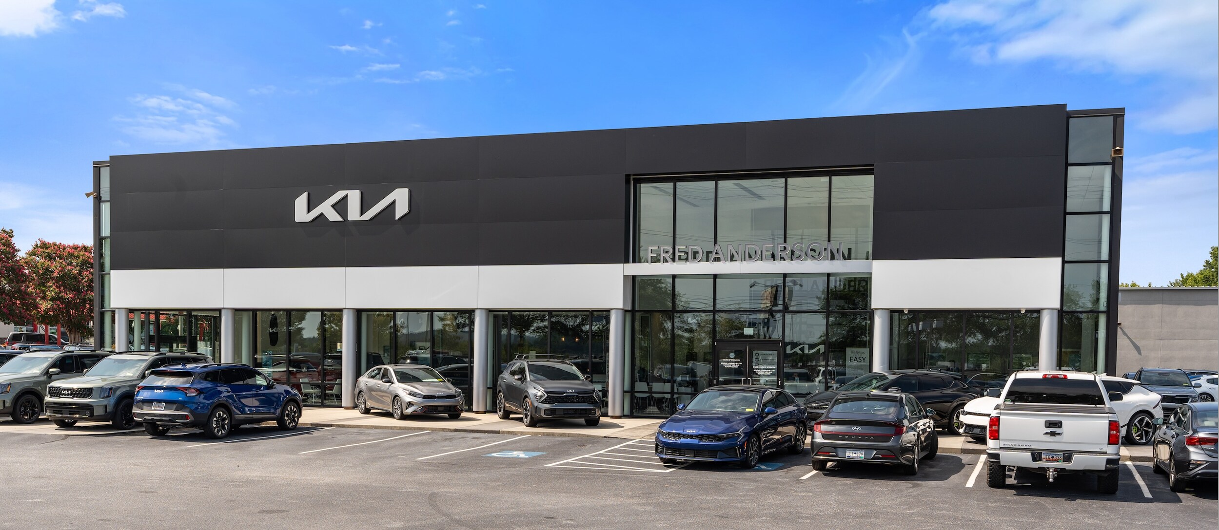 New%20Kia%20of%20Greenville%20Facility.png