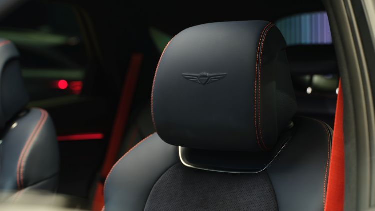 2027 Genesis GV70 Prestige Graphite interior