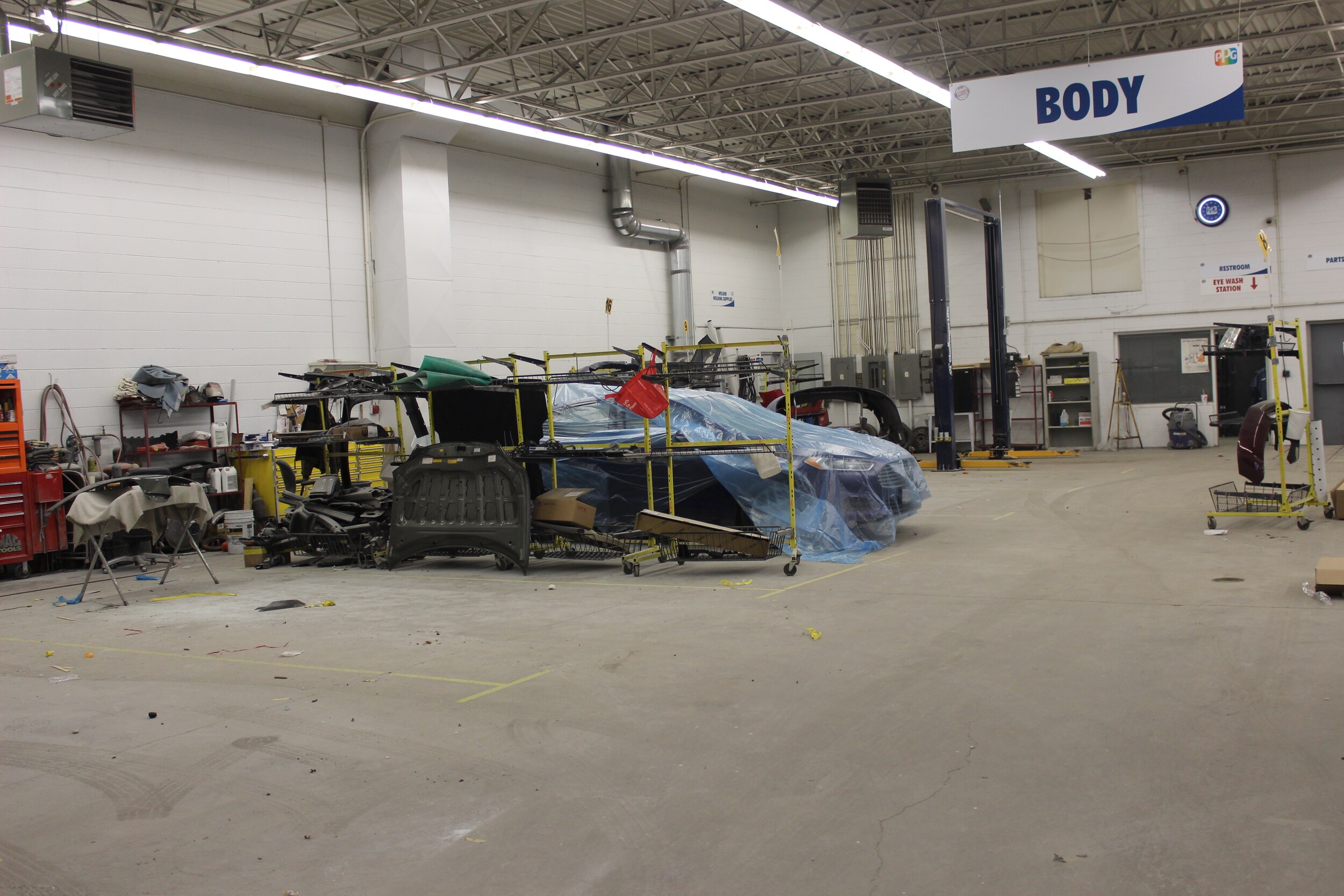 bodyshop 2.jpg