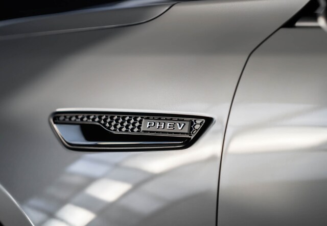 2025 Mazda CX-70 Plug-In Hybrid