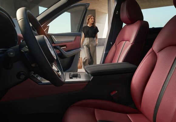 2025 Mazda CX-70