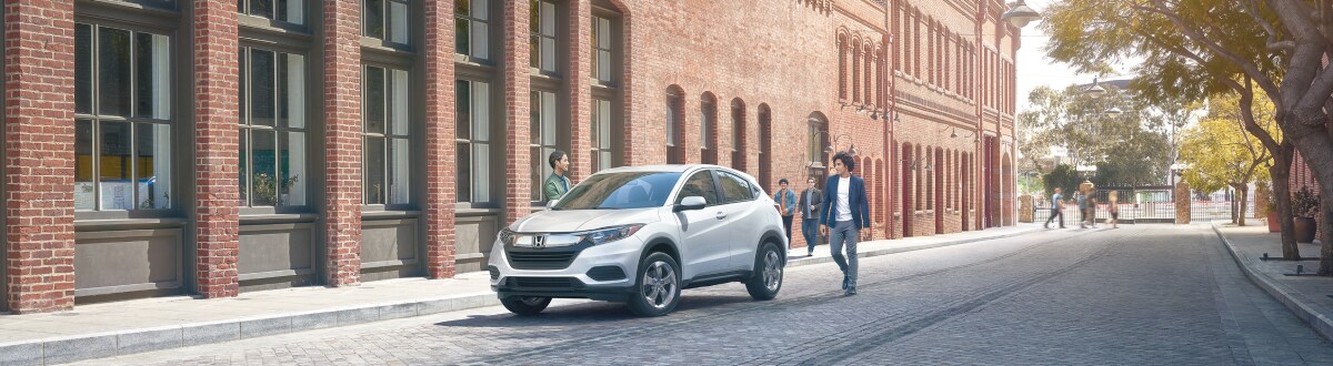 2020-Honda-HRV-LX-SUV-L05.jpg