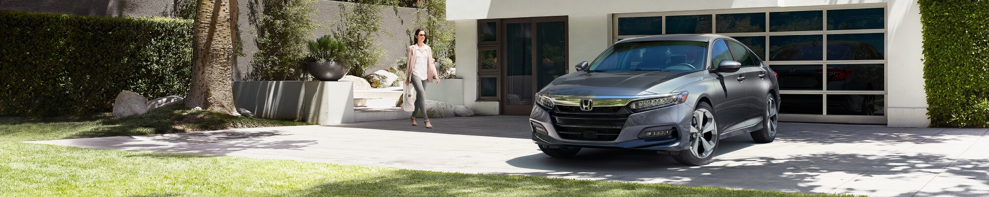 2020-Honda-Accord-EX-Sedan-L02-(5).jpg New Honda Accord at home