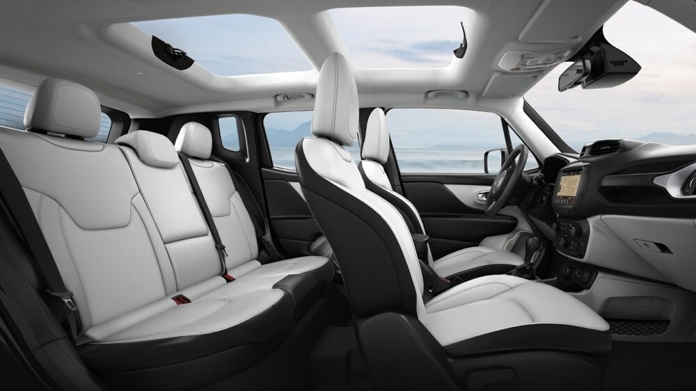 2020 Jeep Renegade Interior.jpg
