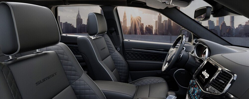 2021 Jeep Grand Cherokee Interior.jpg