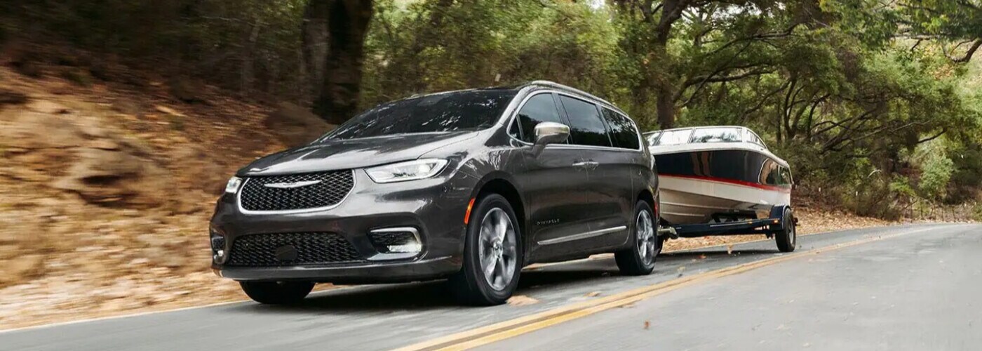 Chrysler Pacifica towing a boat