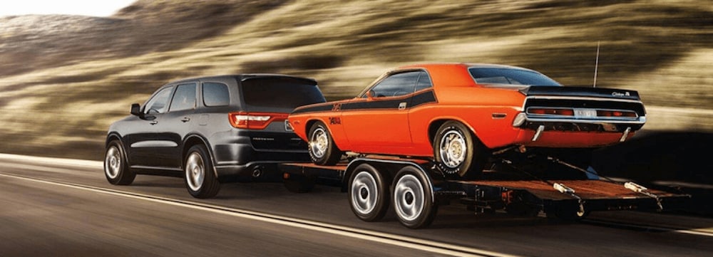 2020 Dodge Durango towing car.png