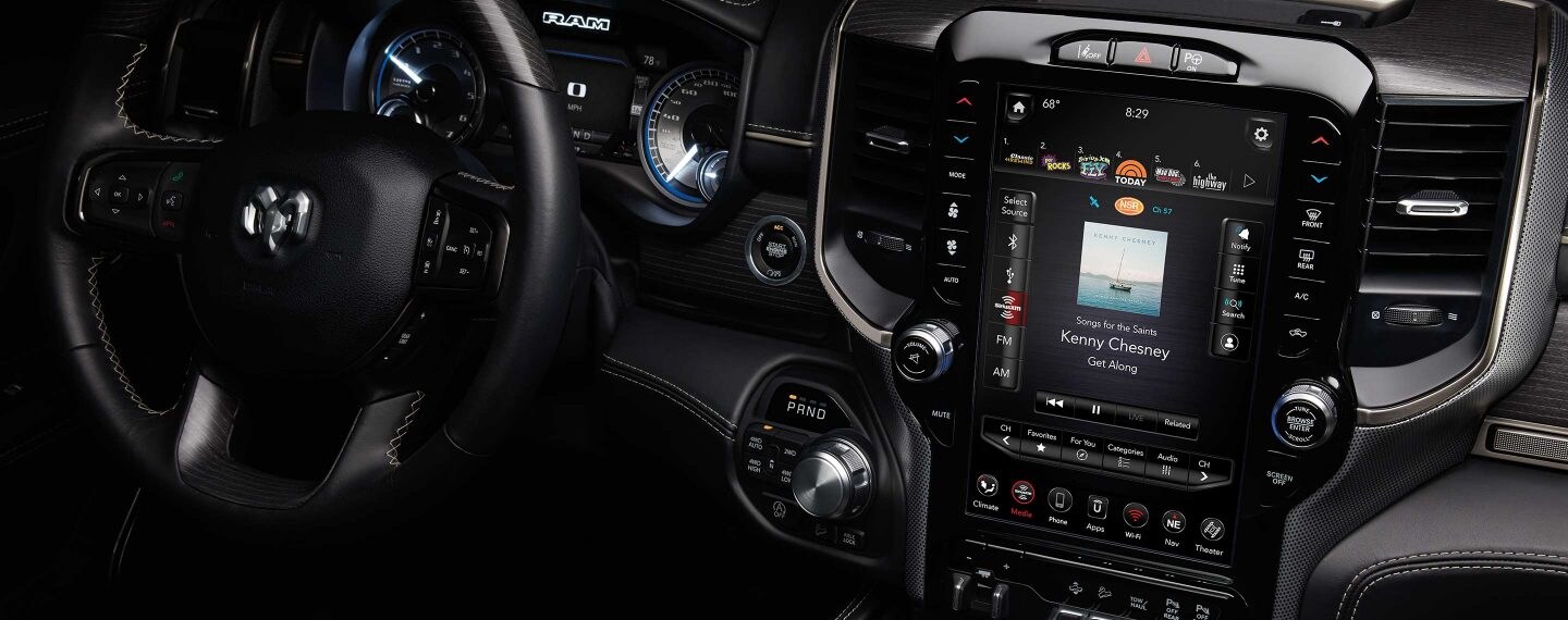 2020-driveuconnect-hero4-ram1500-1-l.jpg.image.1440.png