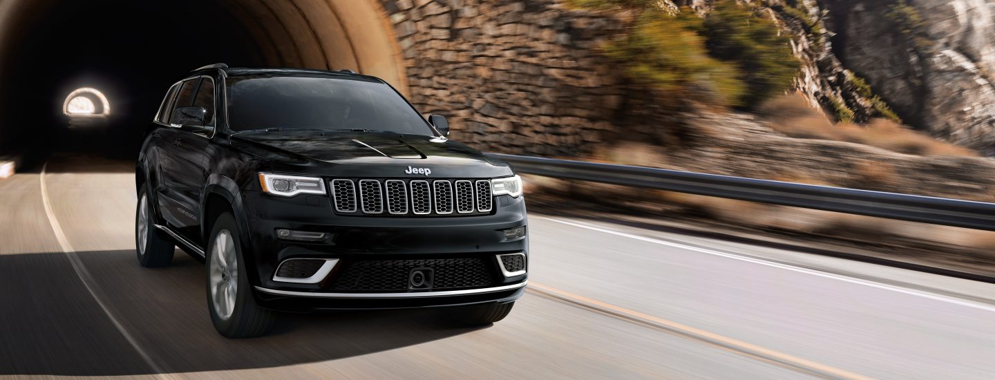 2018-Jeep-Grand-Cherokee-VLP-Hero-Summit-Black-Fuel-Economy.jpg.image.1440.jpg