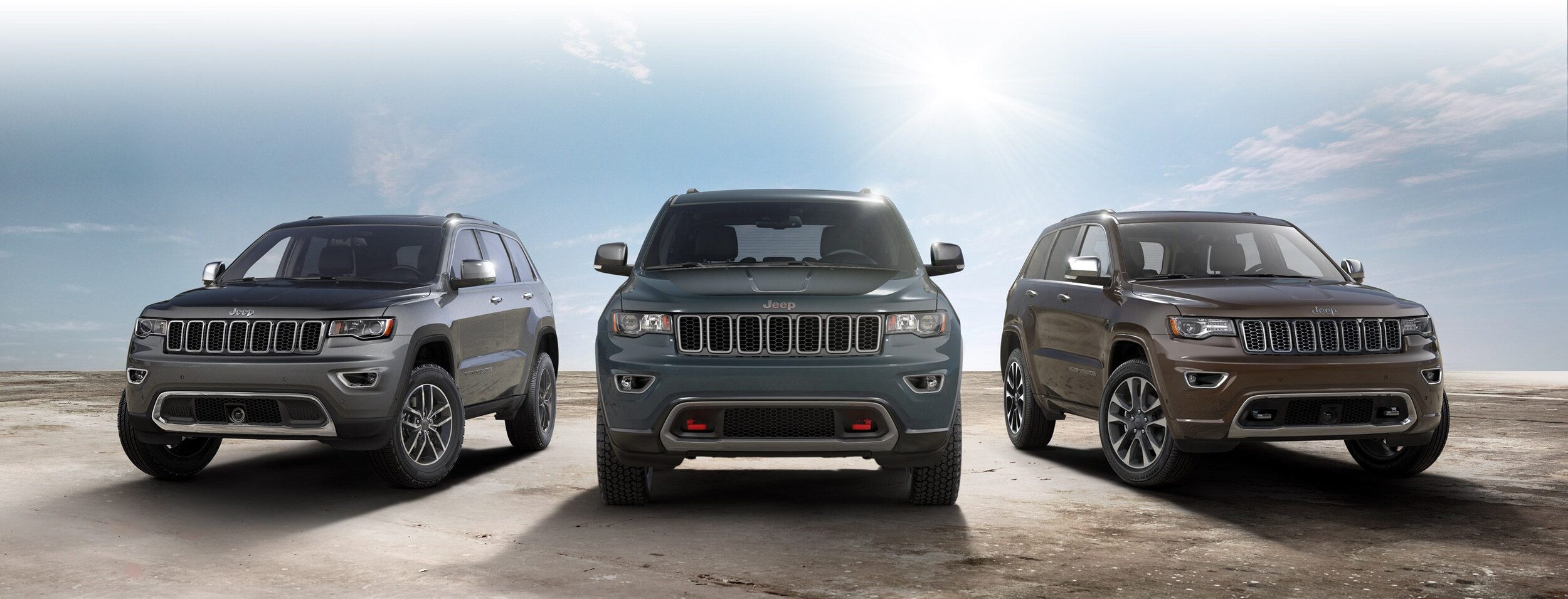 2018-Jeep-Grand-Cherokee-Exterior-Front-Fascia-Design-Summit-Trailhawk-Trackhawk.jpg.image.2880.jpg