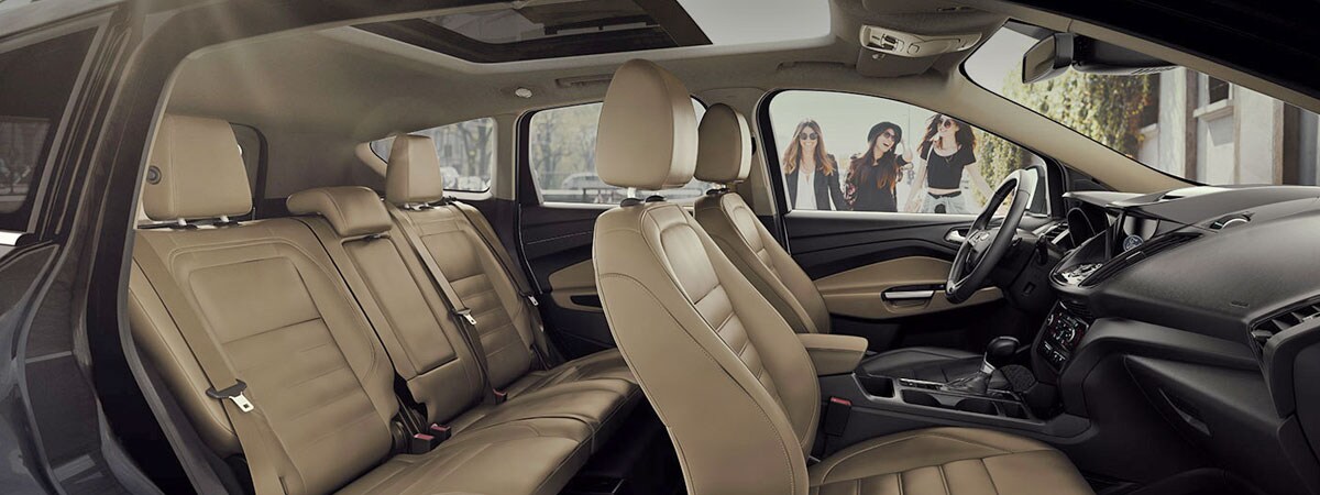 2017-Ford-Escape-Highlights-interior.jpg