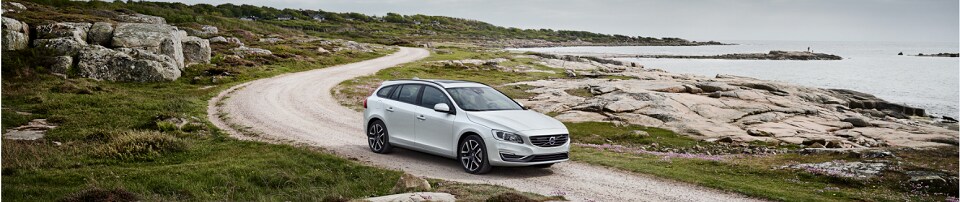 2017-Volvo-V60.png
