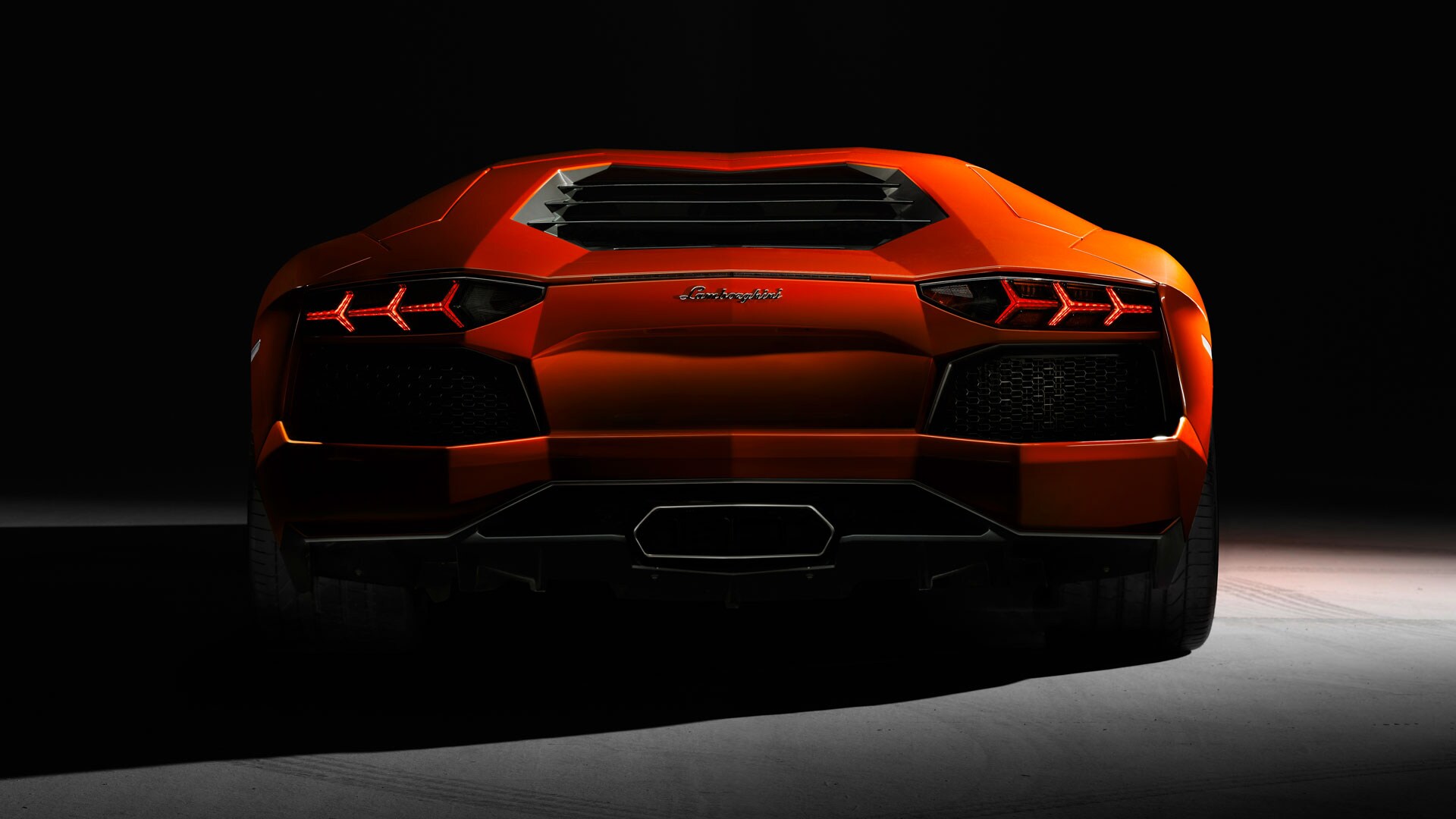 Lamborghini Aventador LP 700-4