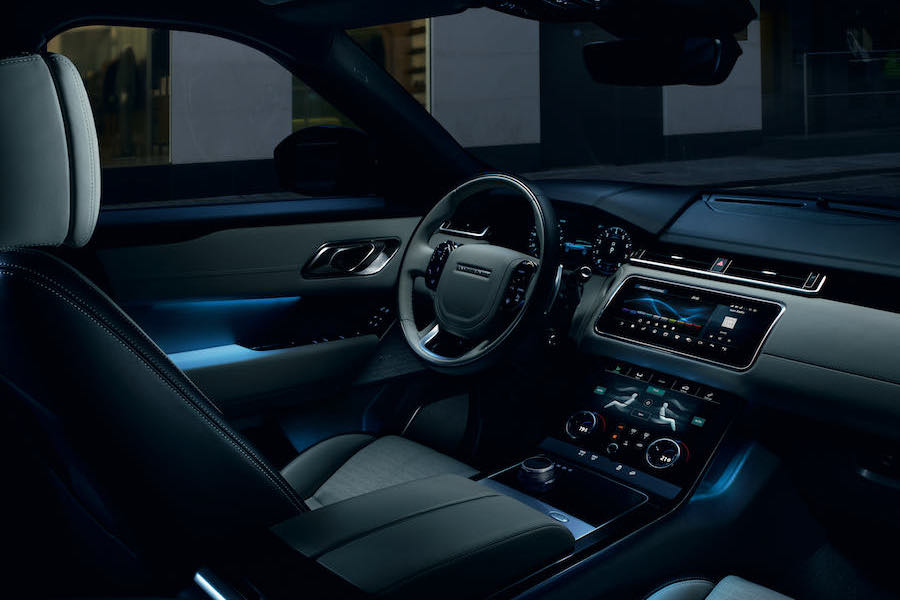 Interior Technology & Connectivity