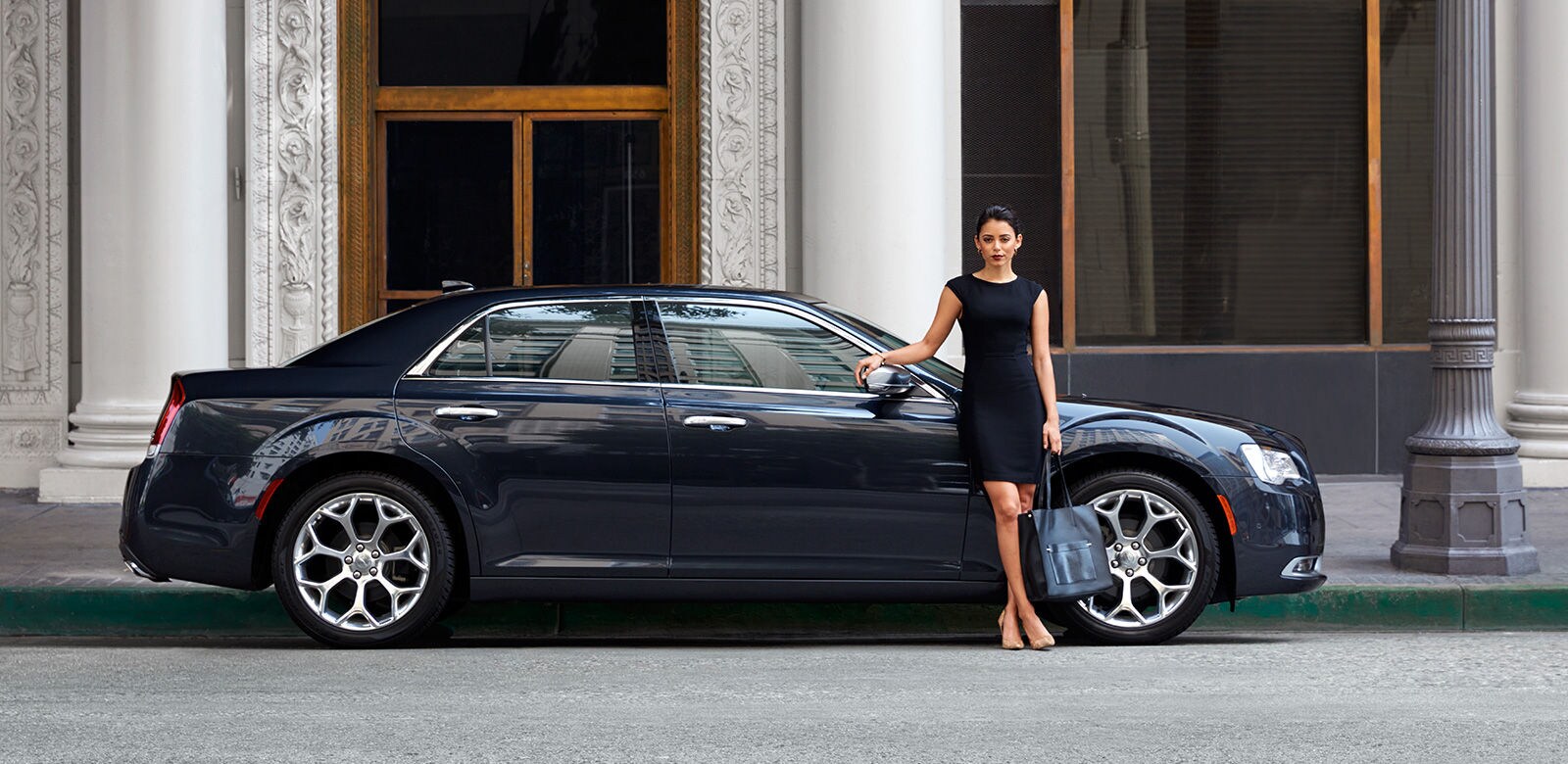 300-features-exterior-full-1.jpg