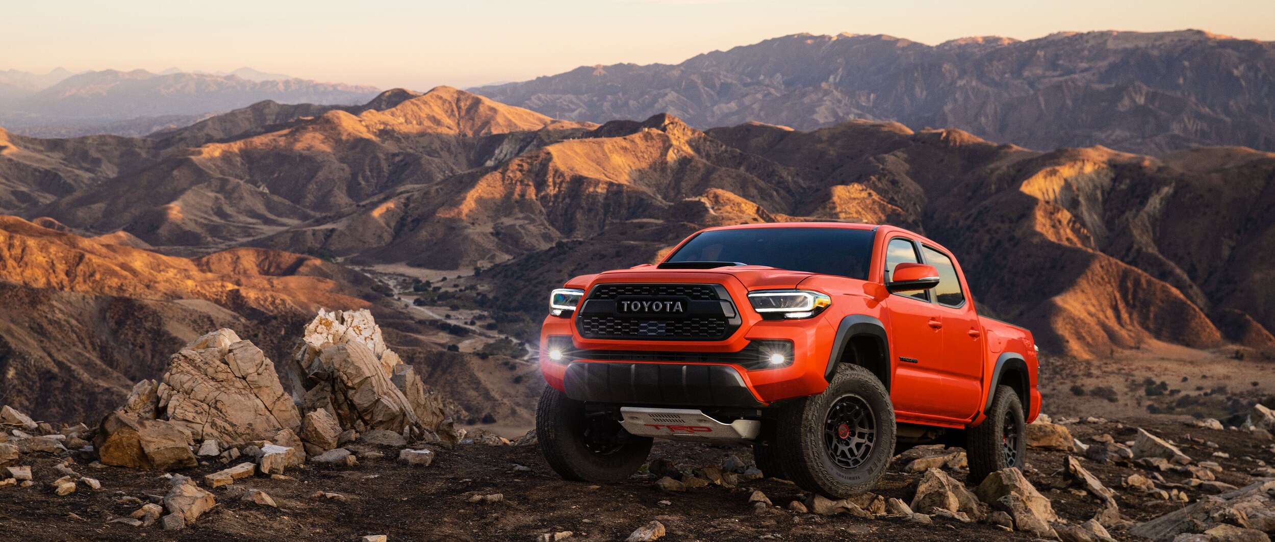 2023-Toyota-Tacoma-TRDPro-CrewMax-Truck-L02.jpeg