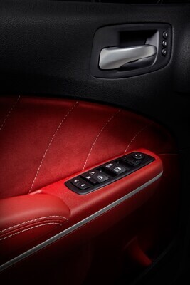 2012 dodge charger srt8