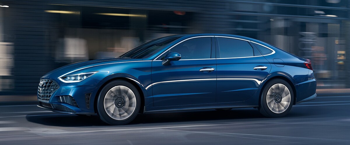 2020 Hyundai Sonata - Parked in driveway 2020 Hyundai Sonata header