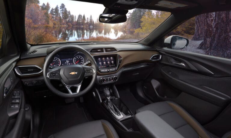 2022 Chevy Trailblazer interior front