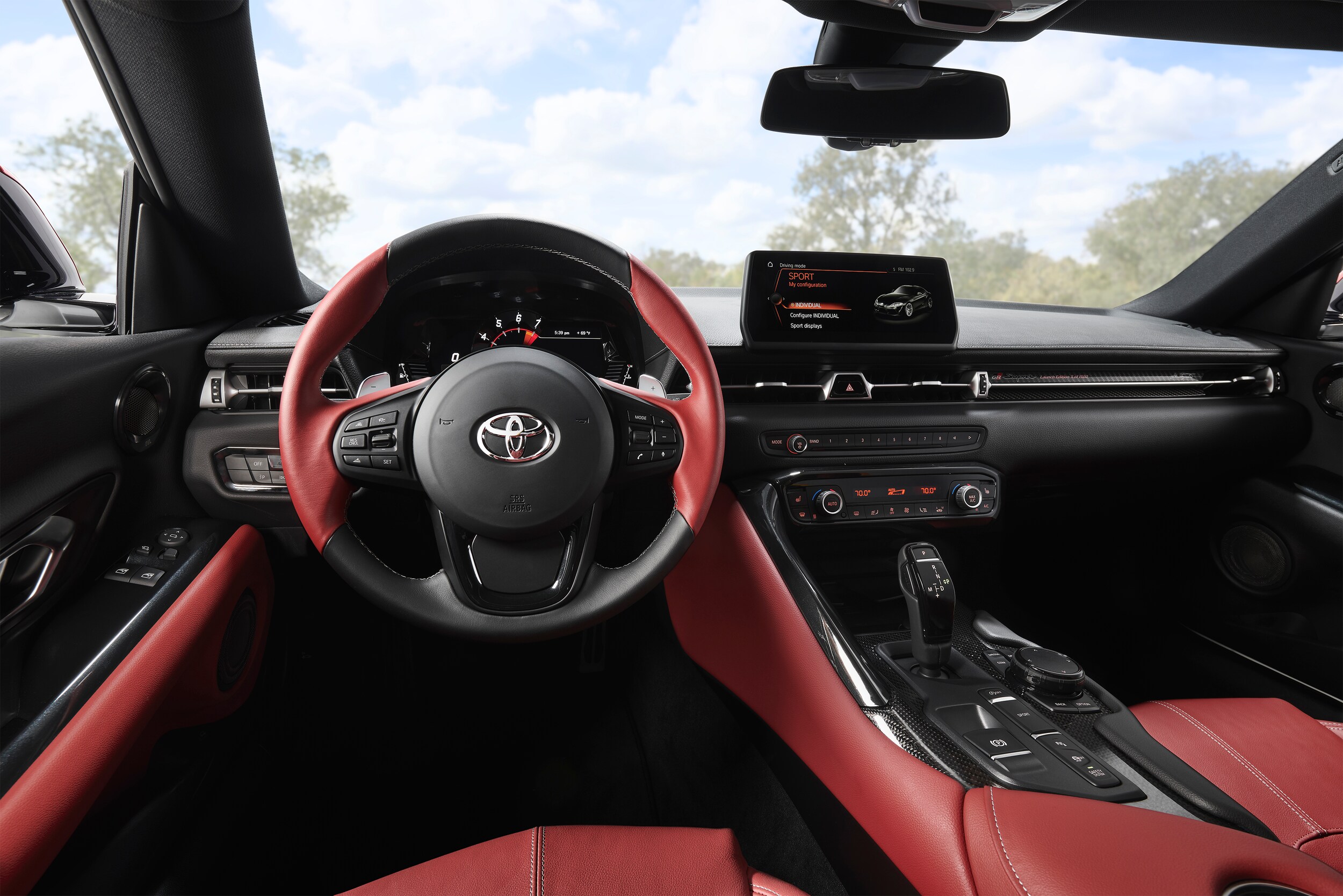 2020_Supra_Launch_Interior_01_ACC26EFEC91D2BDA85033757D4245ED526A9F7B6.jpg
