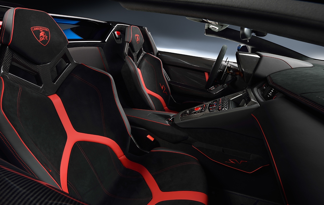 Aventador-SV-Roadster_09.jpg