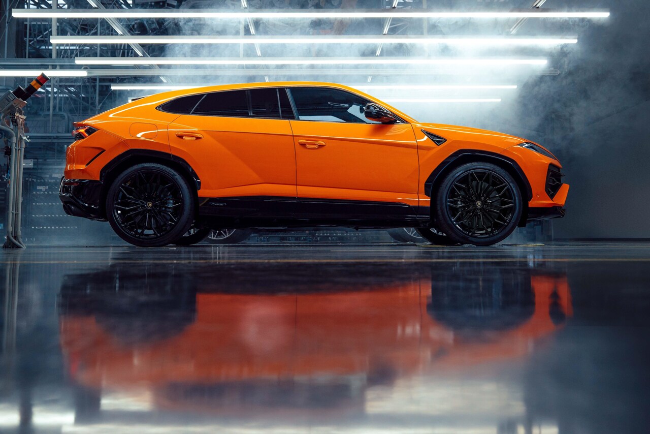 Urus-SE-Lamborghini-11.jpg
