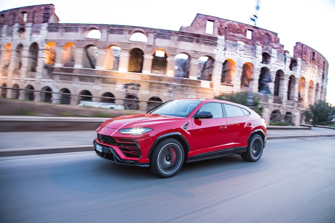 2025 Lamborghini Urus S