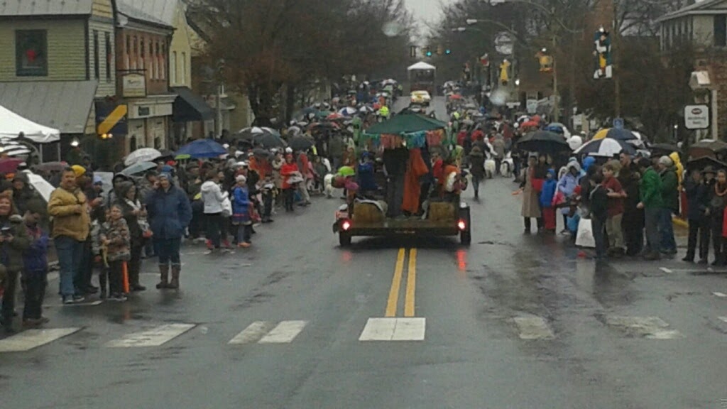 Chistmas in Middleburg.jpg