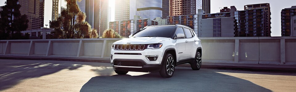 2018-Jeep-Compass-Limited-SUV-L01.png