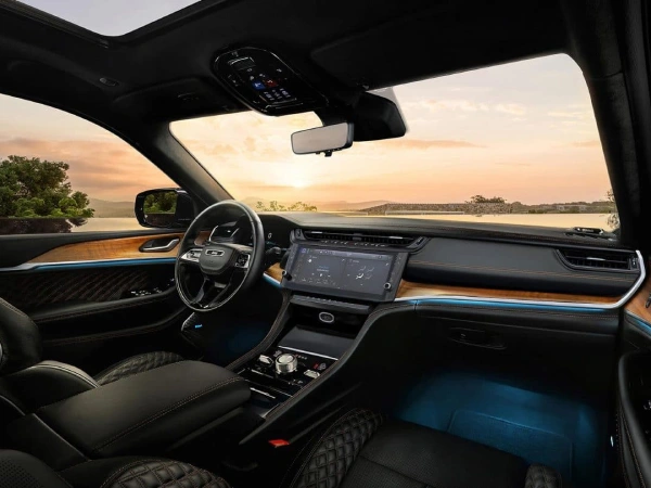 2027 Jeep Grand Cherokee Technology