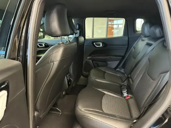 Jeep Compass Backseat interior