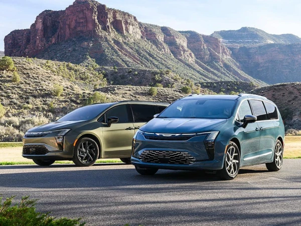 2027 Chrysler Pacifica Exterior