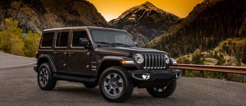 2018-Jeep-Wrangler-UnlimitedSahara-SUV-L01 (1).png