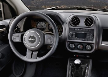2016 Jeep Patriot Interior and Technology Features