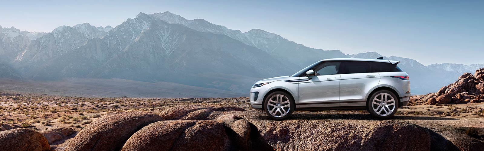 2020 New Range Rover Evoque 2.jpg