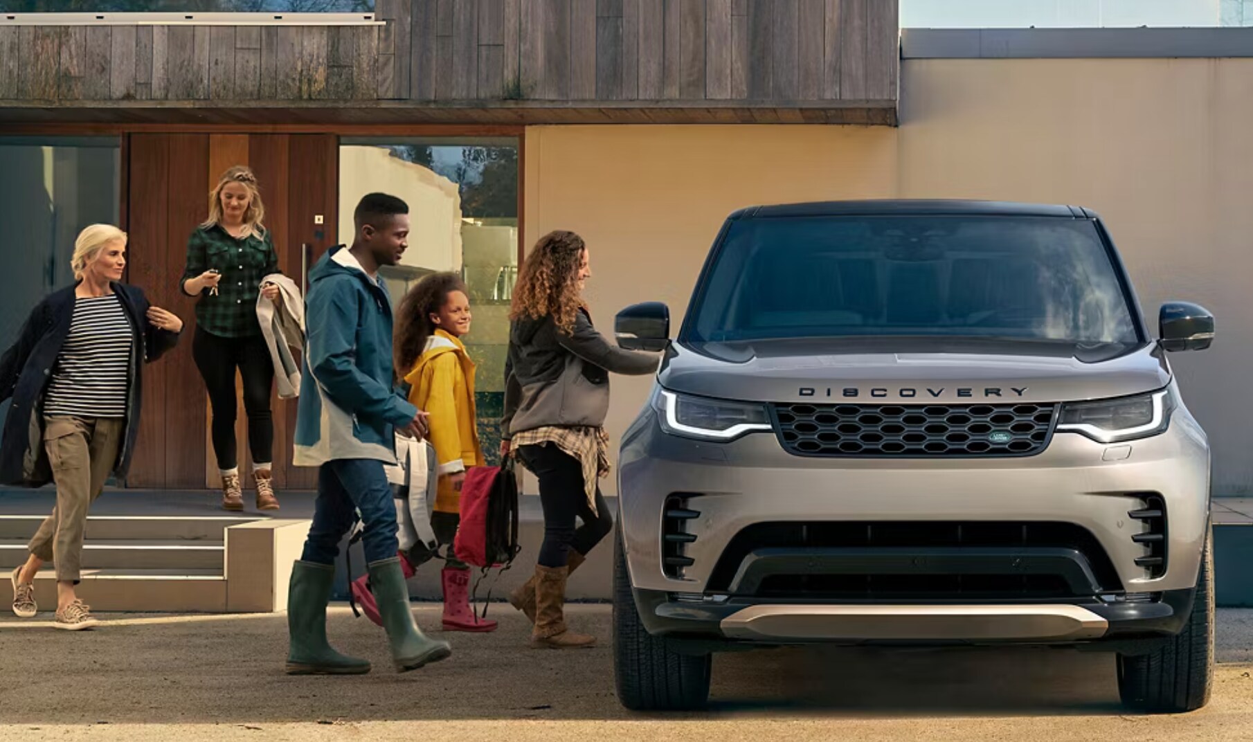 Family getting into the 2025 Discovery Family getting into the 2025 Discovery
