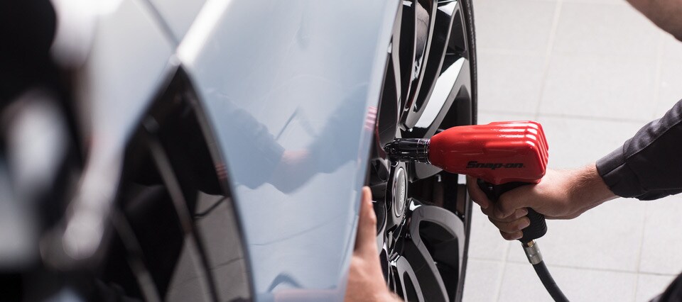 Land Rover Wheels and Tires