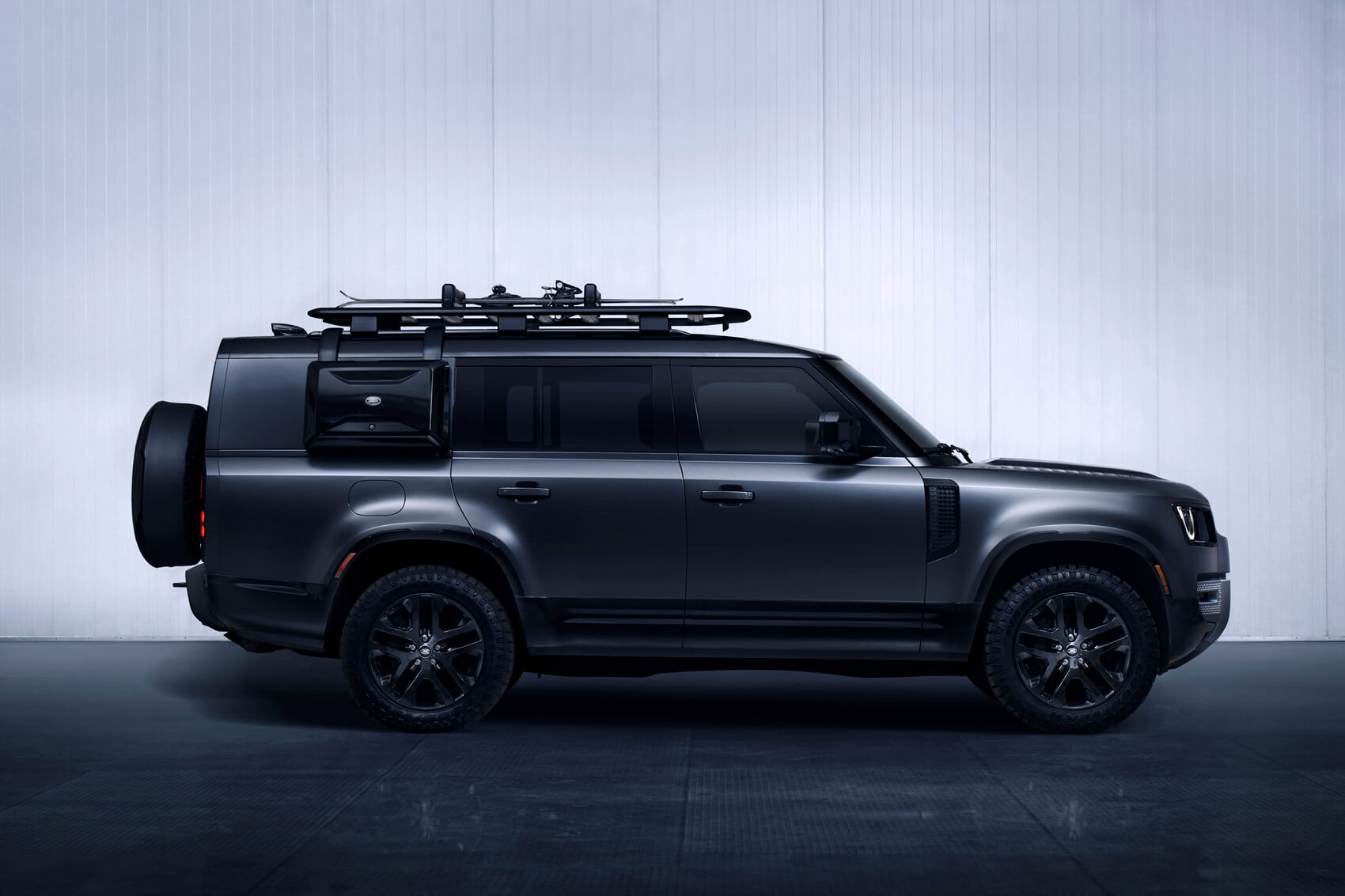 Pre-Owned Land Rover Orlando
