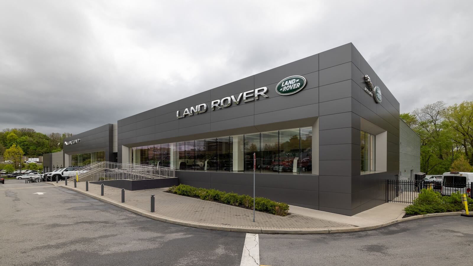 Exterior view of Land Rover White Plains