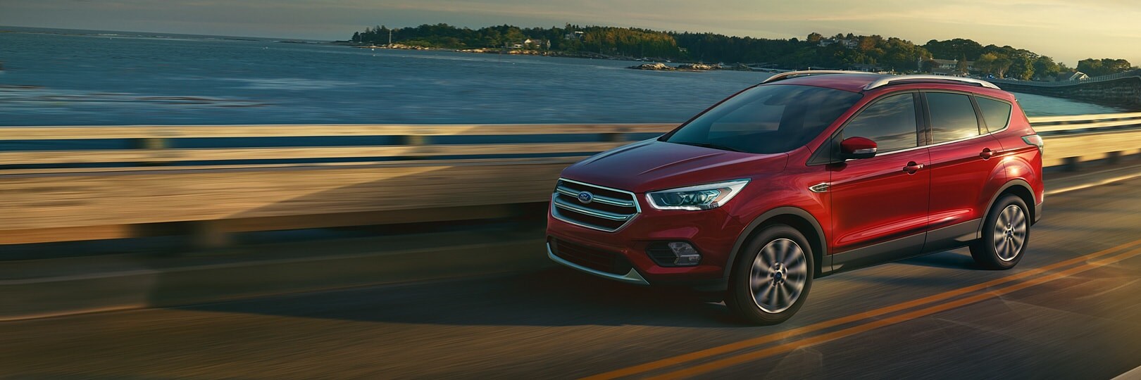 2015-Escape-SUV_01.jpg