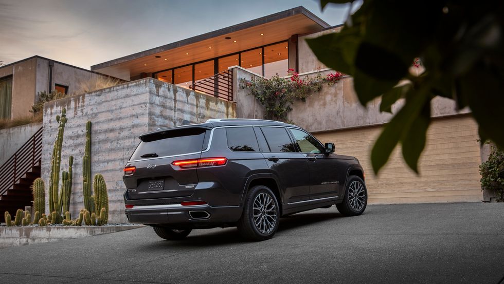 2022-jeep-grand-cherokee-l.jpg