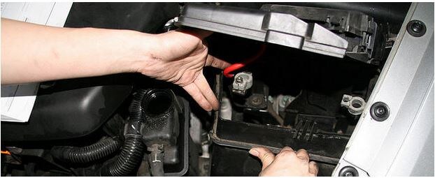Car Battery.JPG
