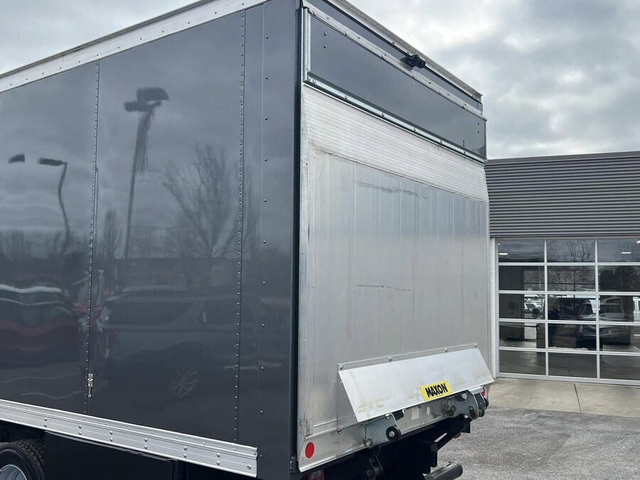 Custom box van heavy duty liftgate Ford commercial box truck Lasco Ford Fenton Michigan