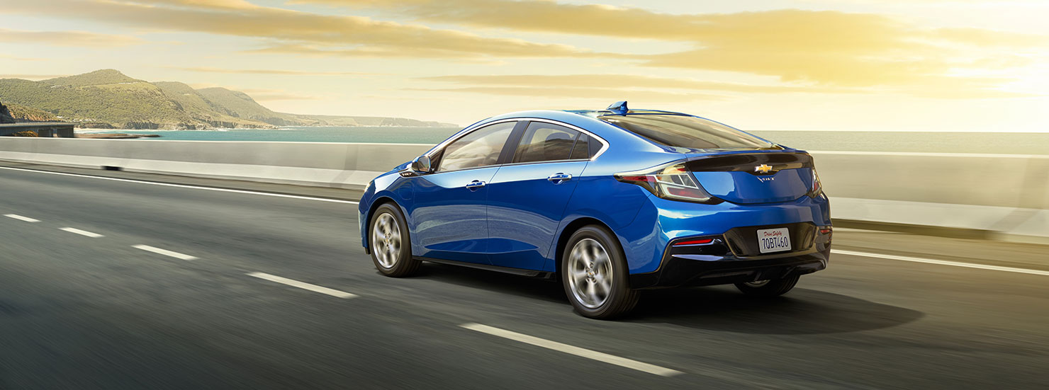 Chevrolet Volt 2017 road.jpg