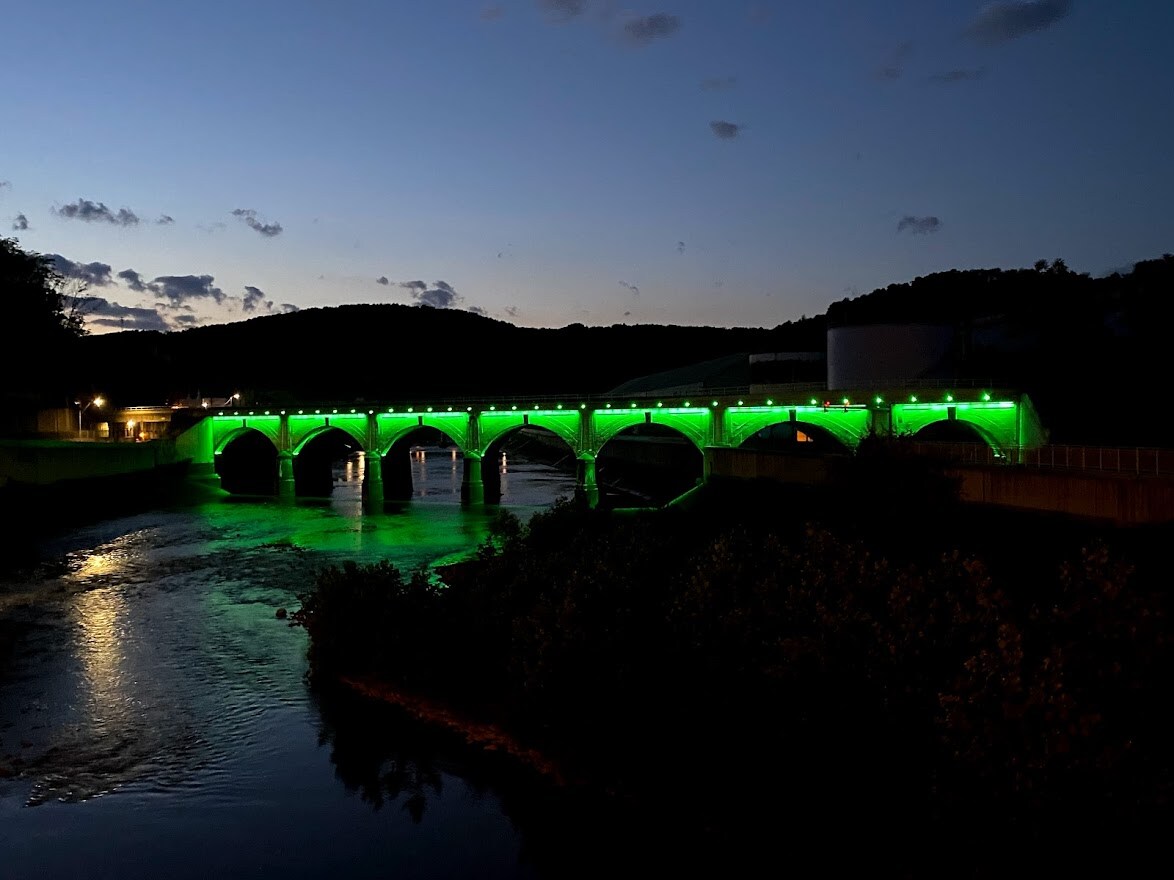 Laurel Bridge.jpg